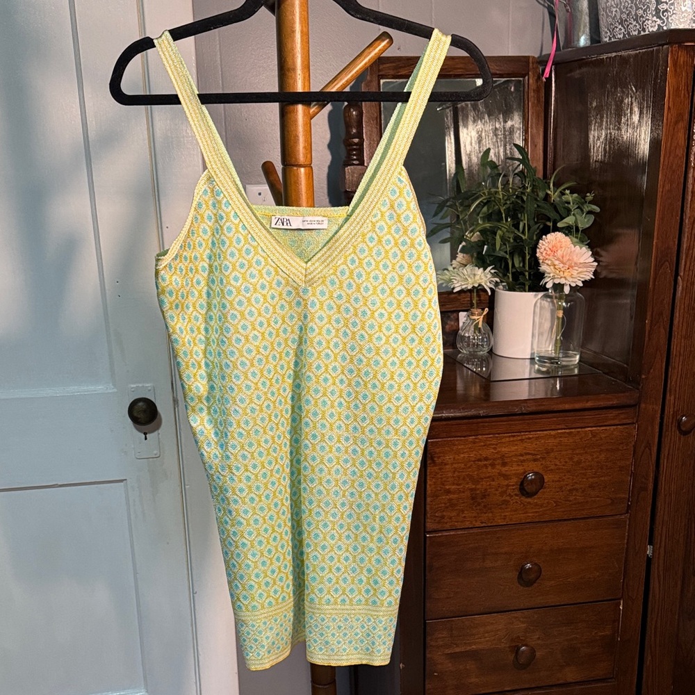 💛 ZARA Knit Jacquard Mini Dress — Size M